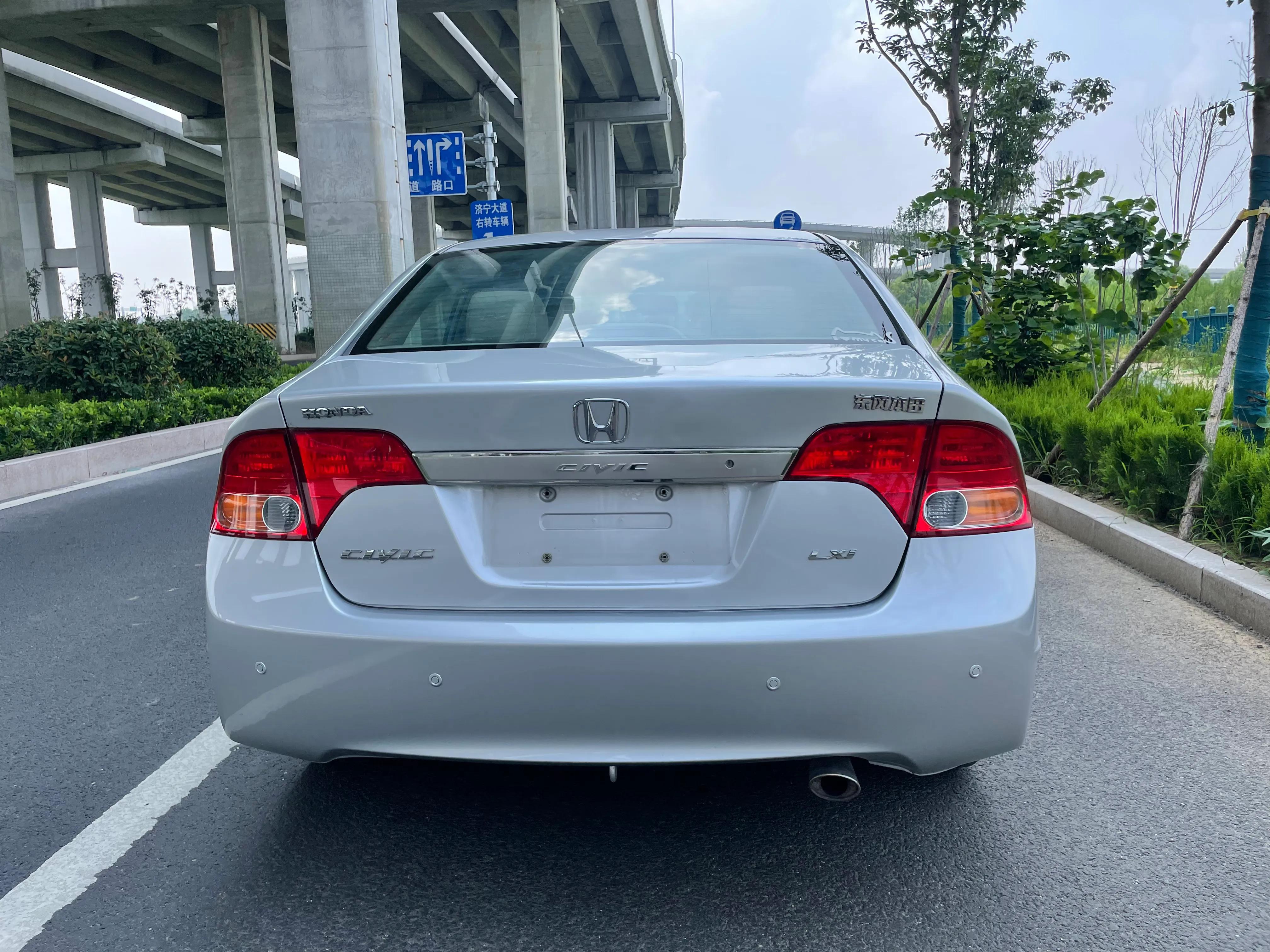 10年本田思域极品顶配,2012年极品8代思域