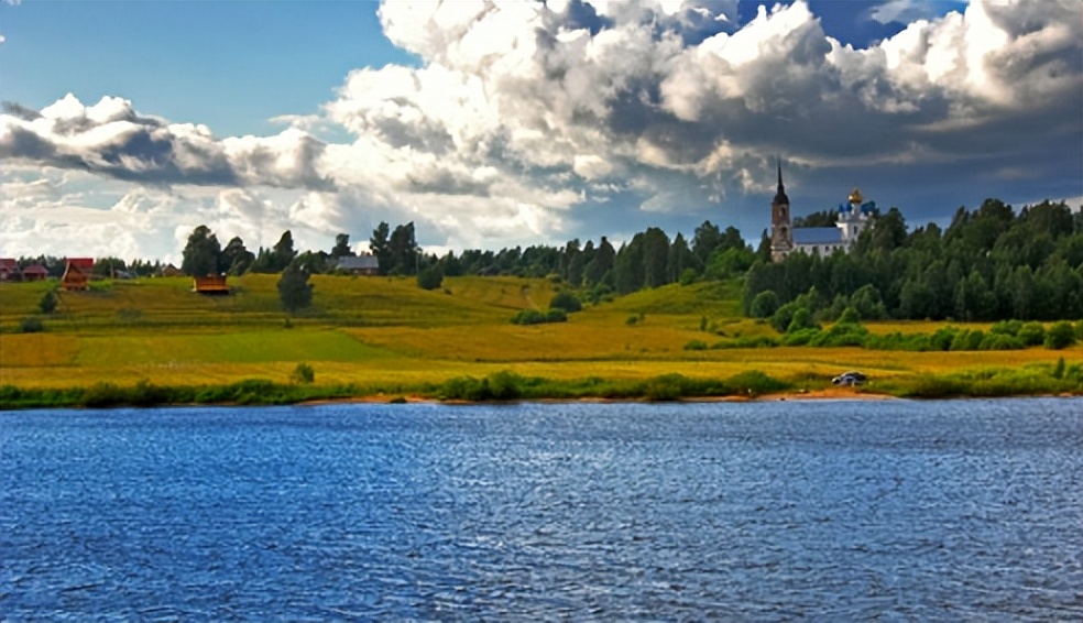 鱼子酱25万一小勺,顶级鱼子酱为什么这么贵