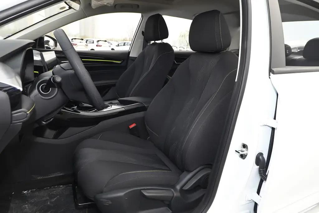 荣威i5的eco模式到底省不省油,荣威i5要开d挡还是e挡省油