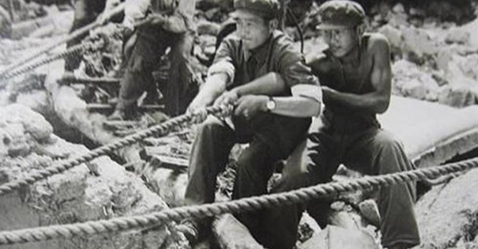 1976年毛主席弥留之际，发了一封绝密电报，*向前徐**看完直掉泪