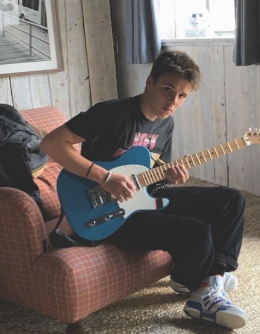 贝克汉姆家族成员近照,贝克汉姆21岁大儿子成豪门女婿