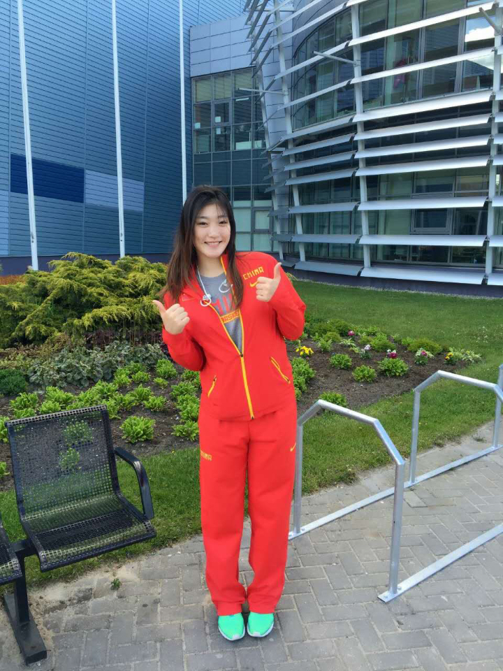 通过40张生活照，了解女篮女神李梦，现任国手、中尉、勒布朗-梦