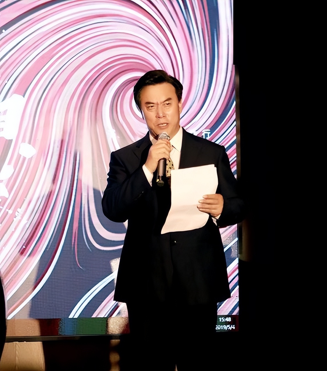 张山女儿张嘉芸和陈佩斯一家关系,张山女儿与陈佩斯