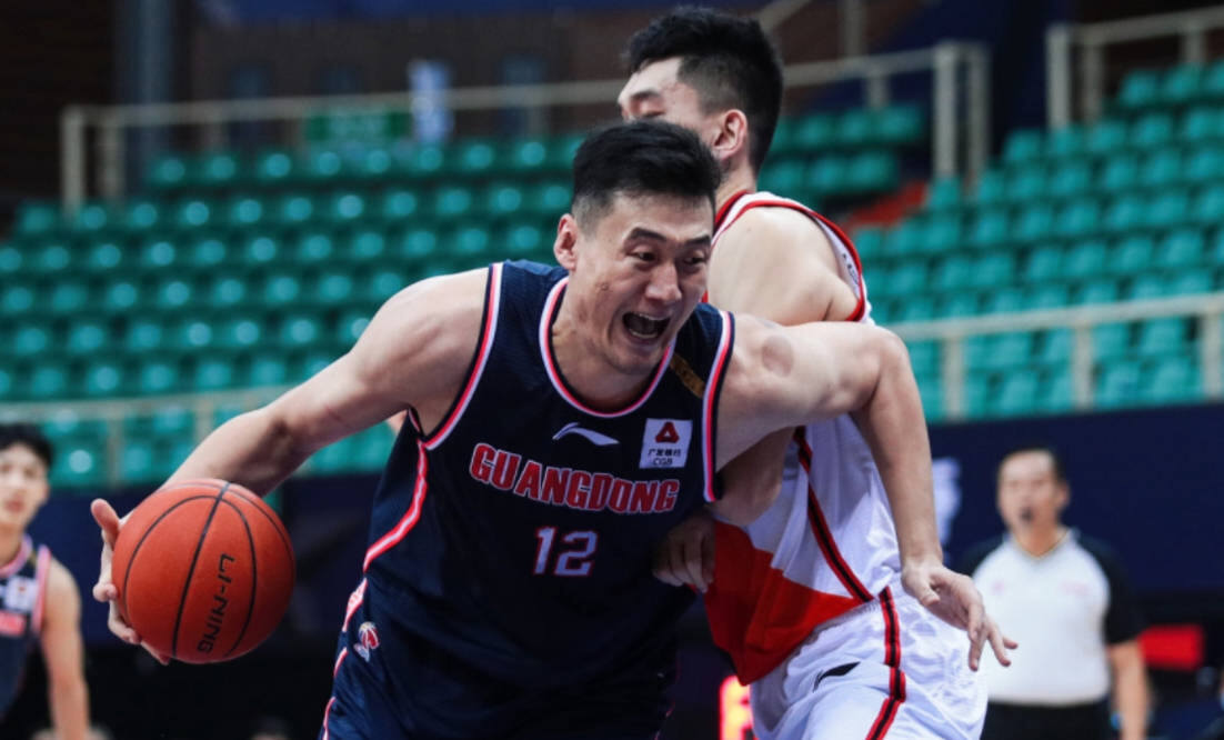 姚明cba各项数据纪录,cba总决赛姚明51分21篮板