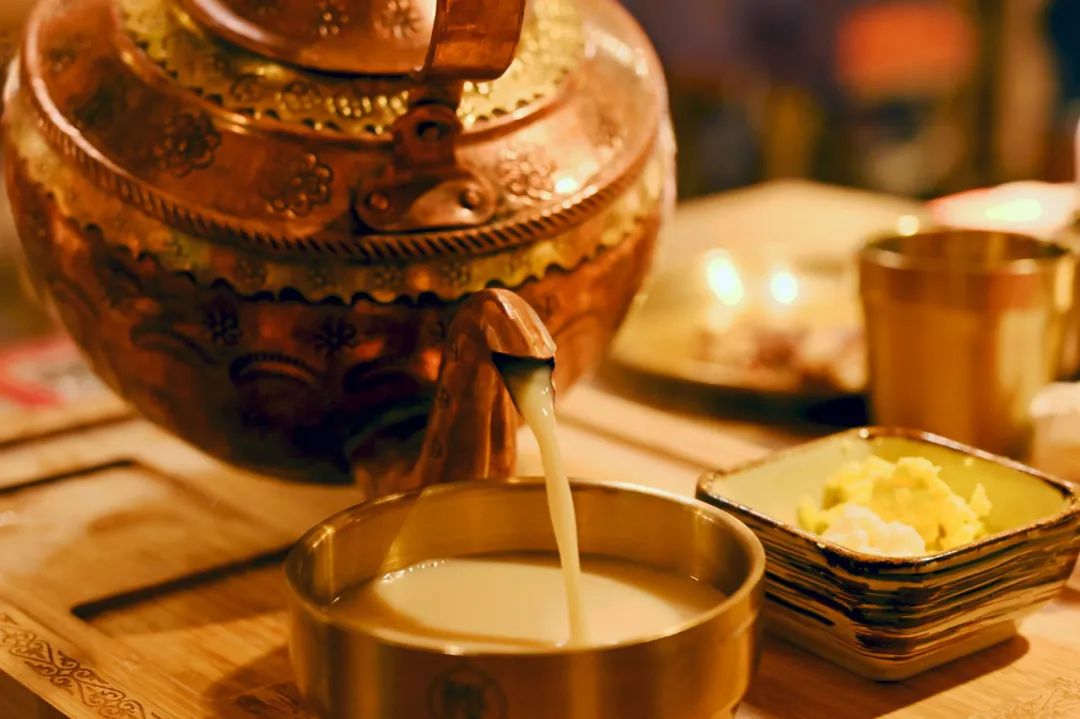 那拉提空中草原雪景照片,大草原的壮丽雪景图