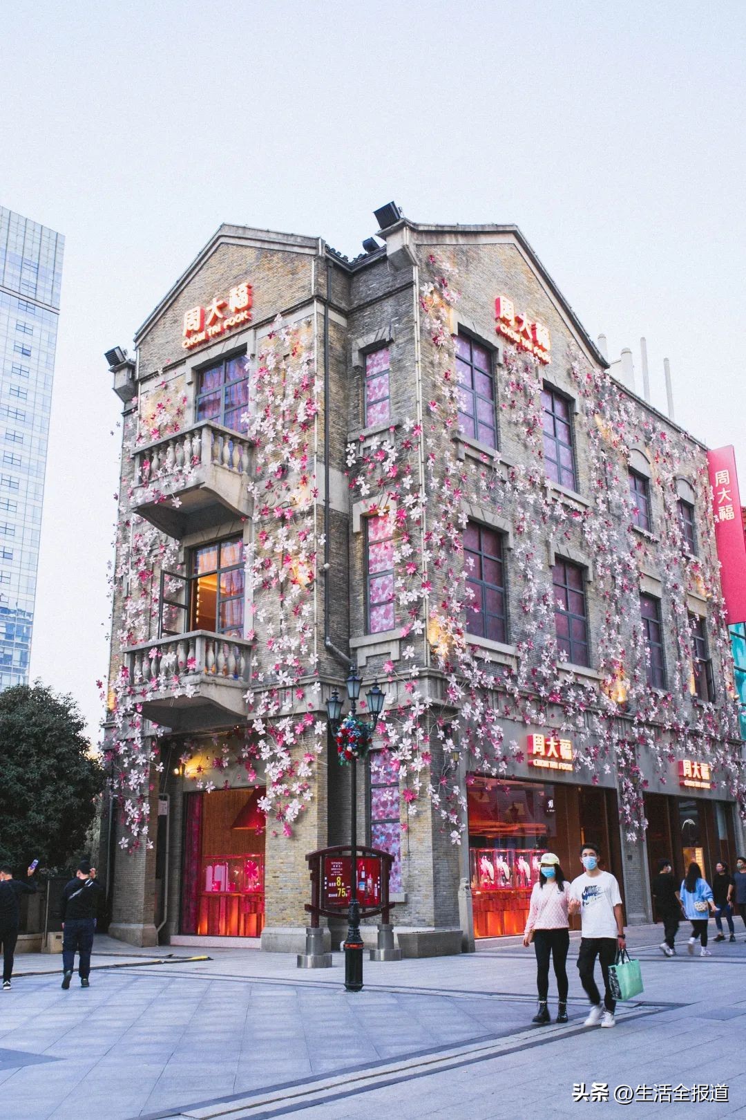 浪花攻略,楚河汉街有什么值得玩的吗