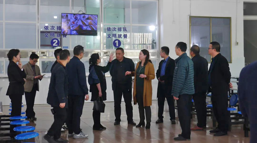 达川区管村中学：交流学习同成长对口帮扶谱新篇