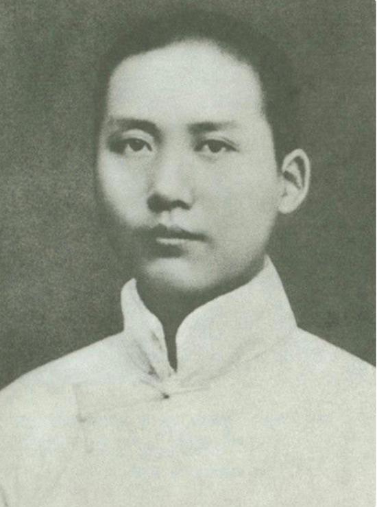 毛主席从未上过军校，为何军事水平，远超于顶尖名校的各个将帅？