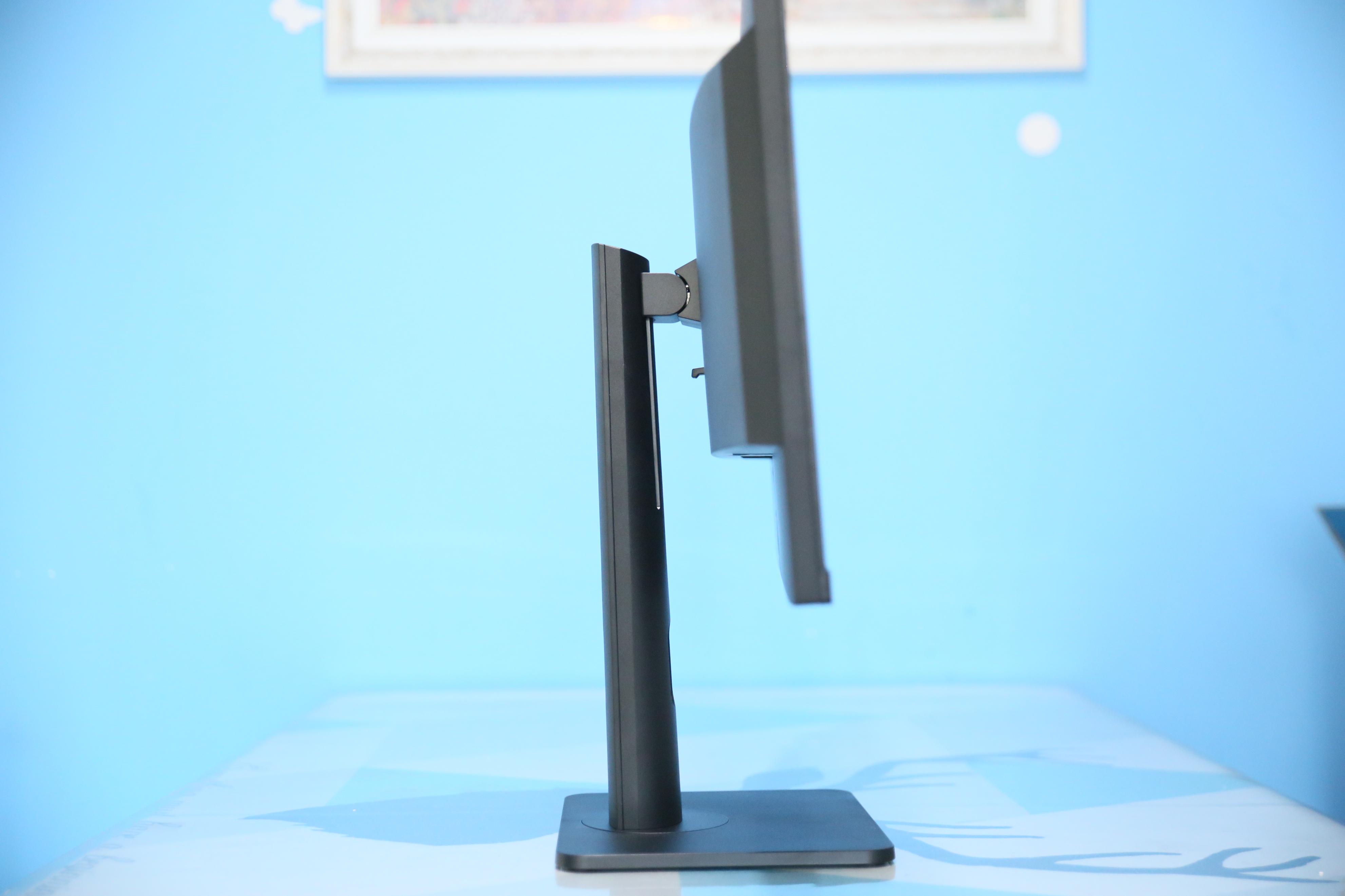 hkc2k曲面显示器评测,hkc24寸曲面144hz显示器推荐