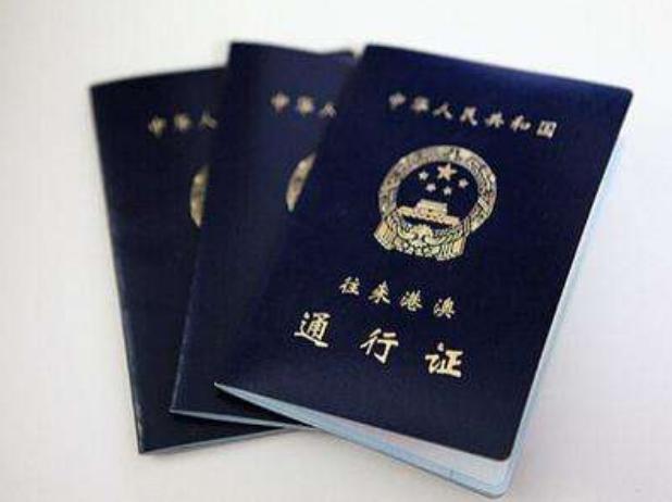 从年入38万的巨富到拼命的“加班狗”，中港司机给我们什么启示？