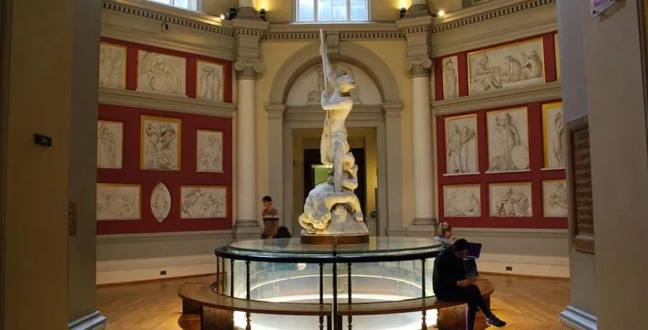 鑻卞浗g5澶у鐣欏鐢宠娴佺▼,ucl浼︽暒澶у瀛﹂櫌鑻卞浗鎺掑悕