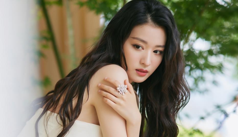 女朋友生气了怎么哄情话300字,女朋友生气了教你一句话把她哄好