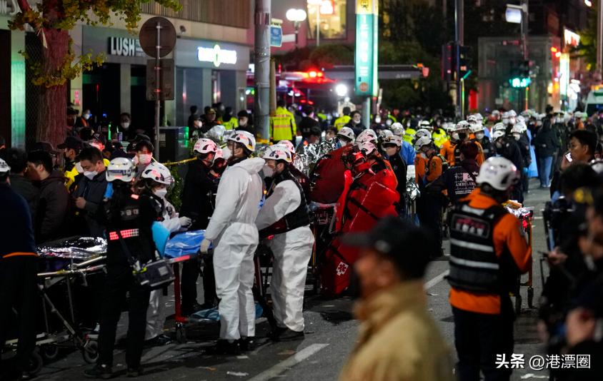 轰动全球的*踏事踩**故，彻底改变了香港