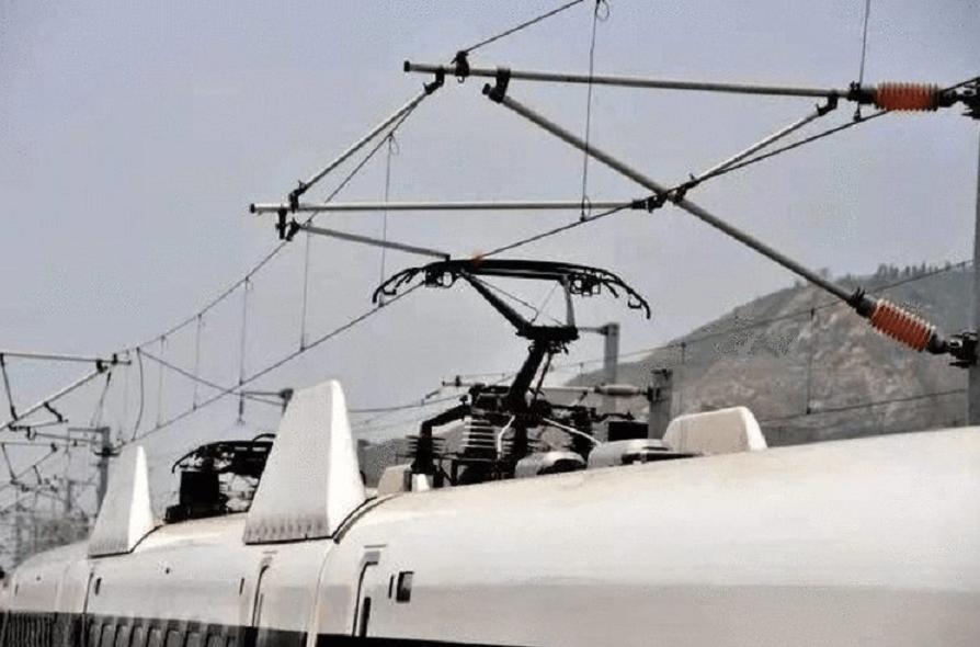 高铁怎么供电视频教程,高铁高压线工作原理