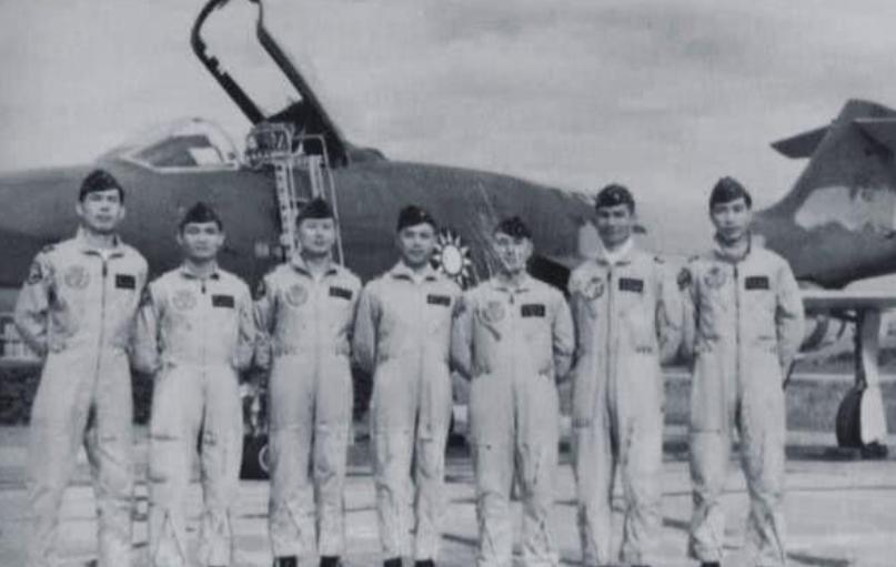 中美南海空战纪录片,1965年海南岛空战视频