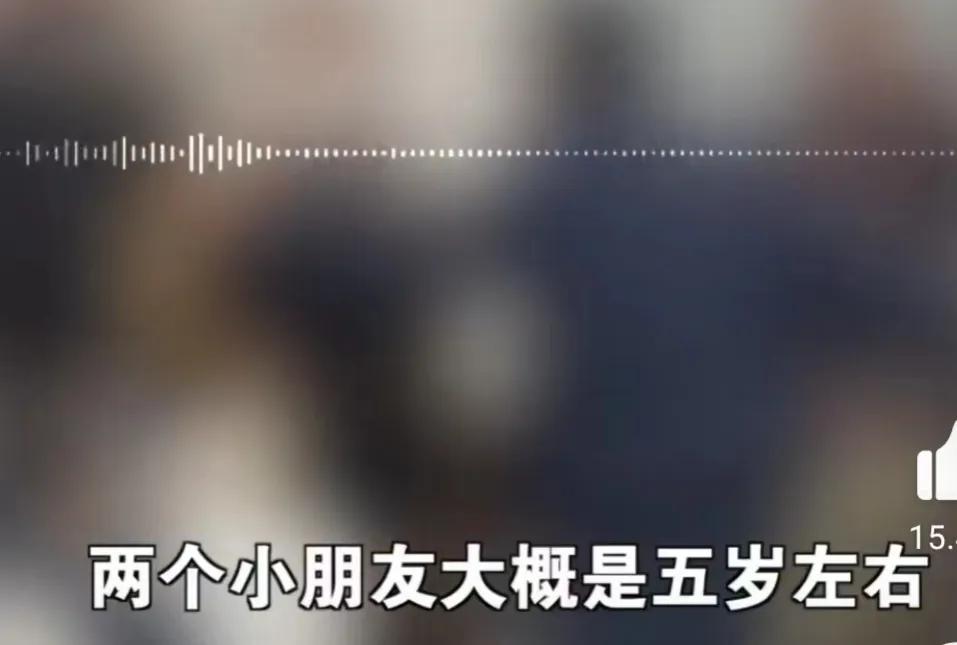 优衣库遭掀帘女子竟被男童家长骂不检点?!