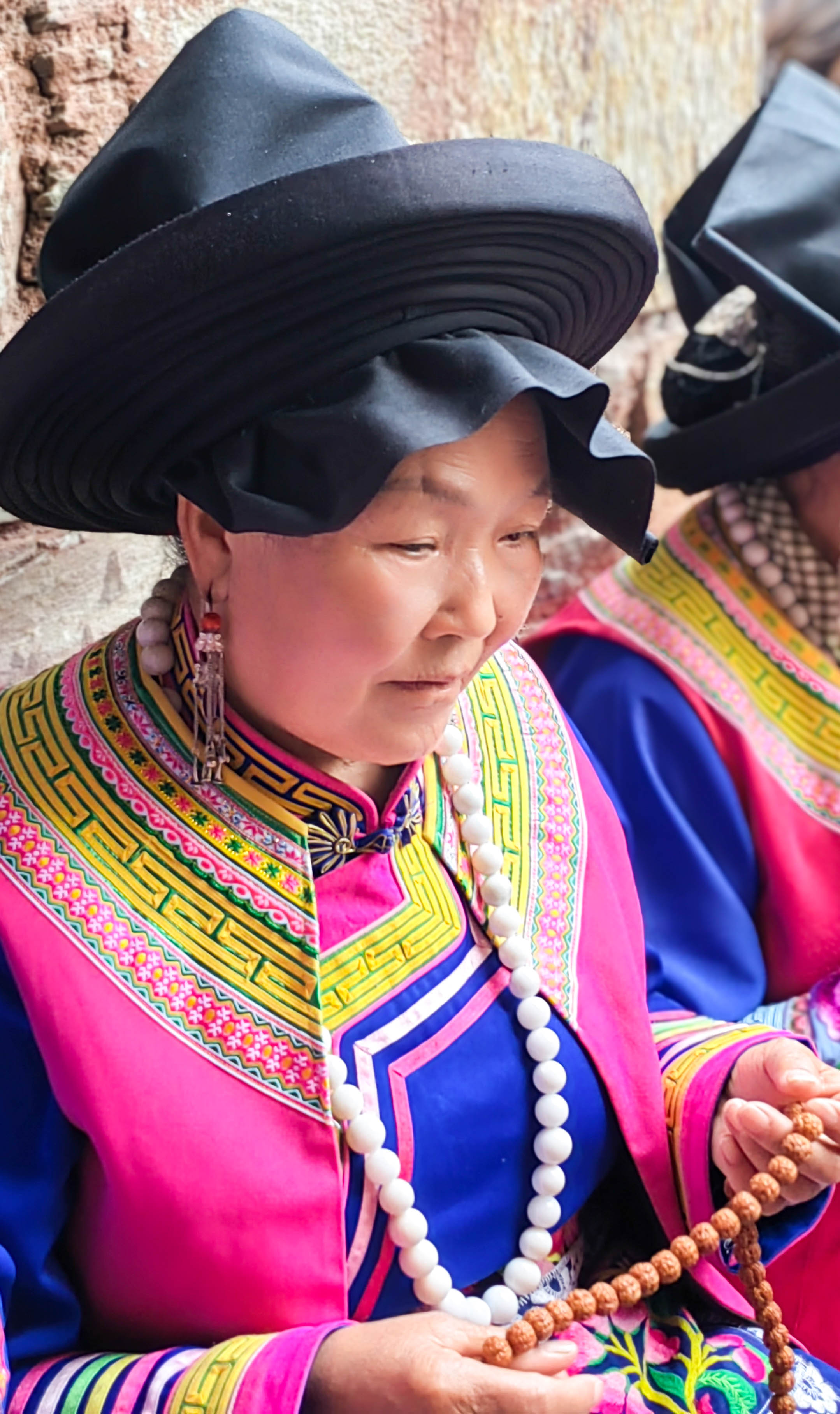 羌族云朵上的舞者,歌曲云朵上的羌族