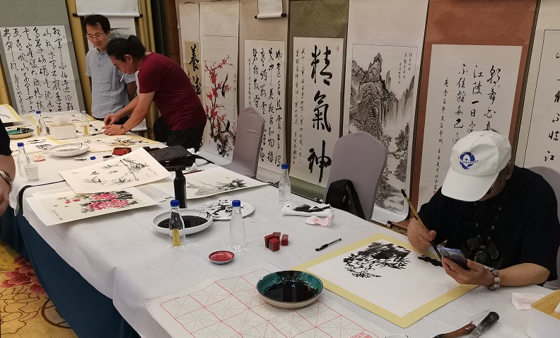 共筑强军梦,翰墨书情怀!“迎八一•赞颂新时代”线下诗书画展暨评选活动在厦门举行