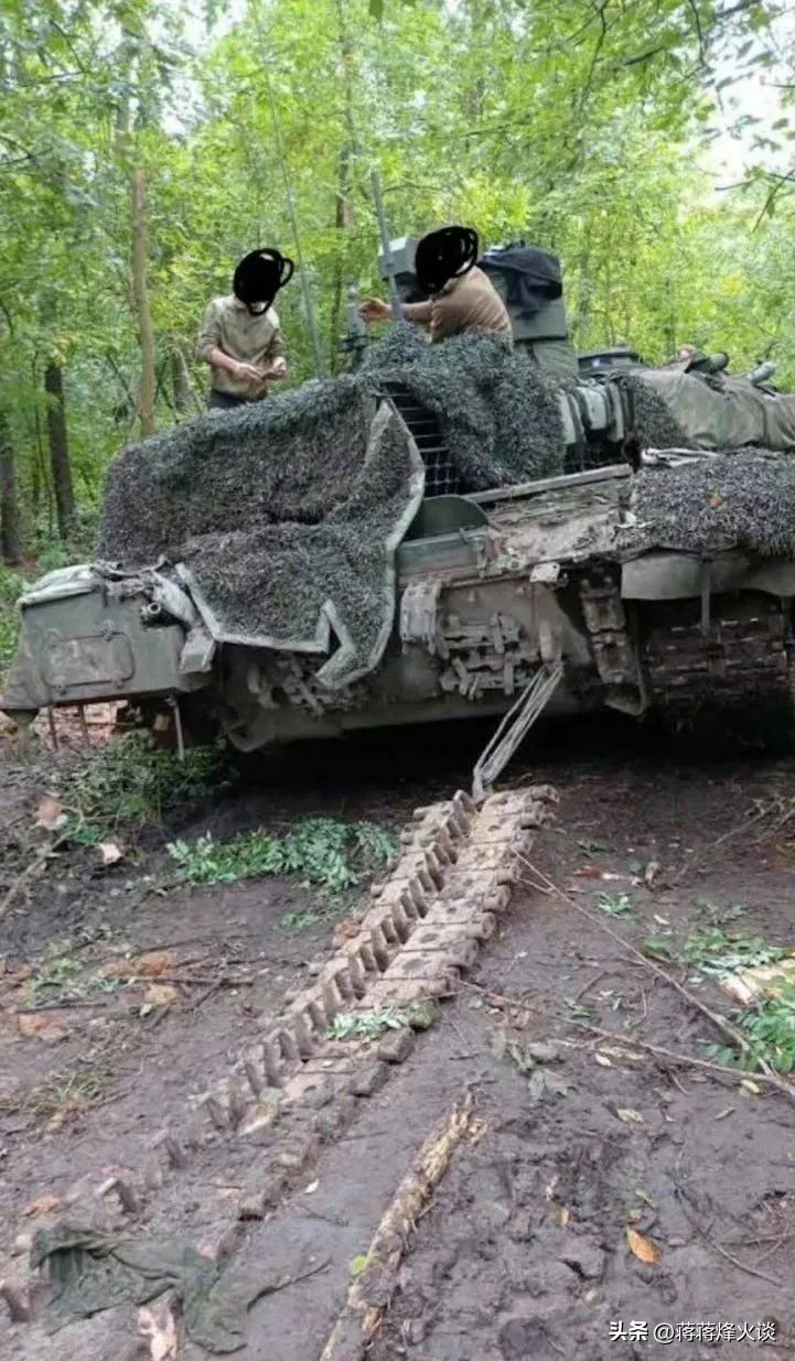 俄罗斯扔下了多少物资,俄t90m坦克被缴获