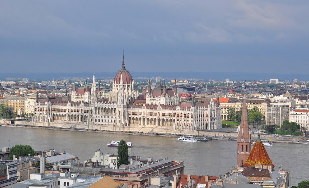 试论英国近代早期城镇妇女的家庭角色：合作方式及主要特征