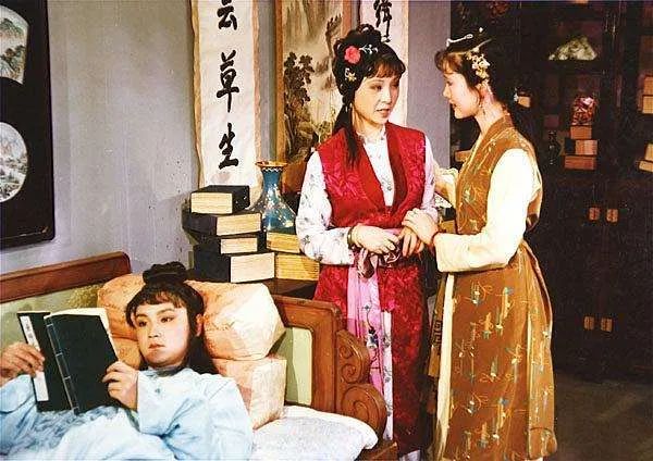 红楼梦中有深意的名字,红楼梦有深意的名字