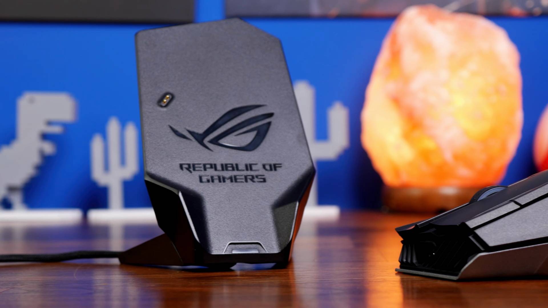 rog斯巴达鼠标灯光不同步,rog鼠标选斯巴达x