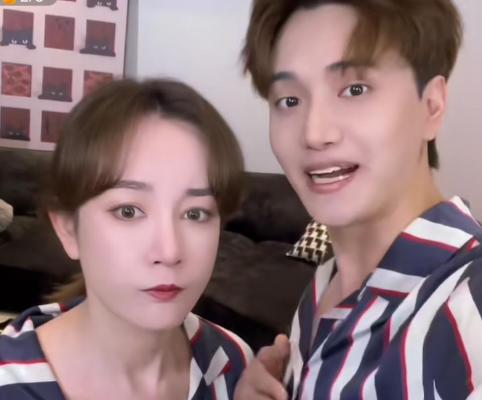 秦岚和柳岩图片,常远舒畅柳岩秦岚刘芸同台演绎