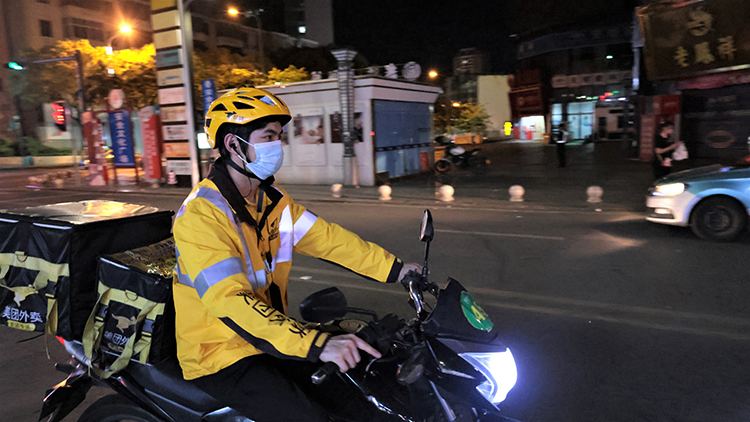 送外卖兼职一个月能赚多少钱,兼职送外卖一个月能赚多少钱