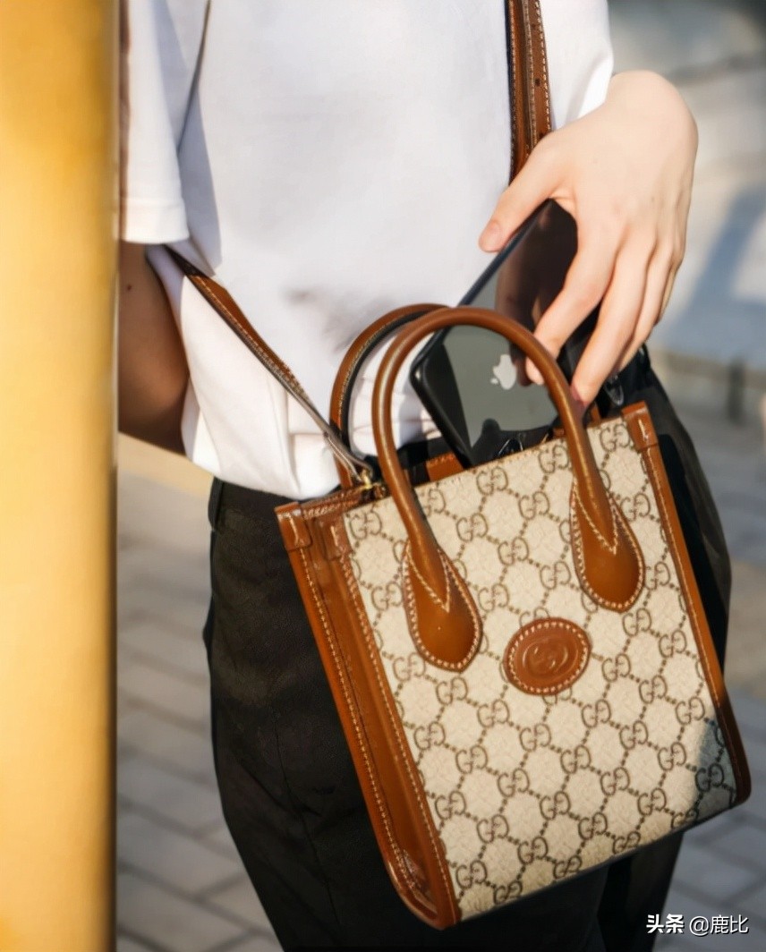 两万左右经典不过时好搭配包推荐,现在哪一款包比较保值