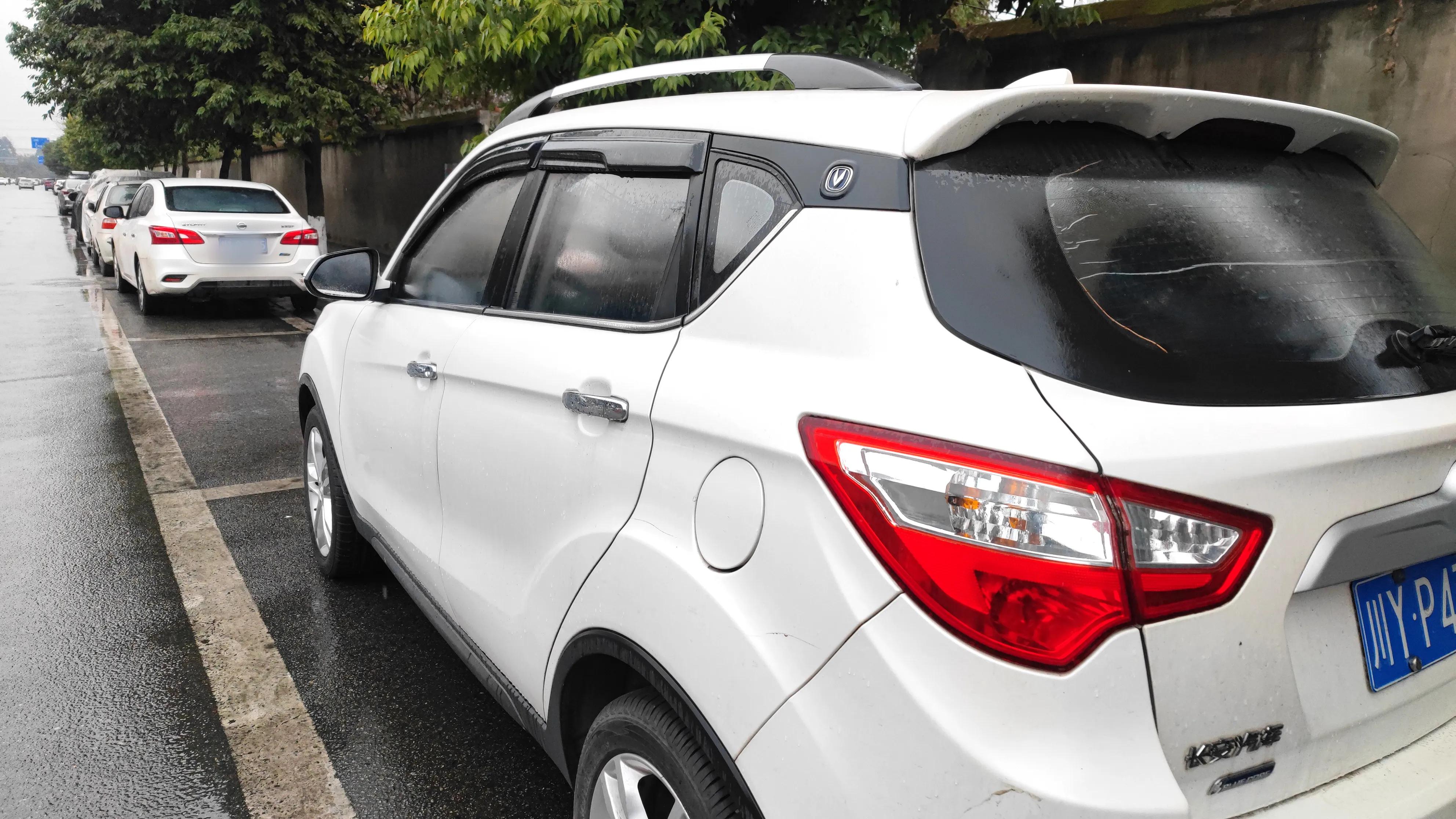 14年产的长安cs35油耗多少,长安cs35油耗10个油