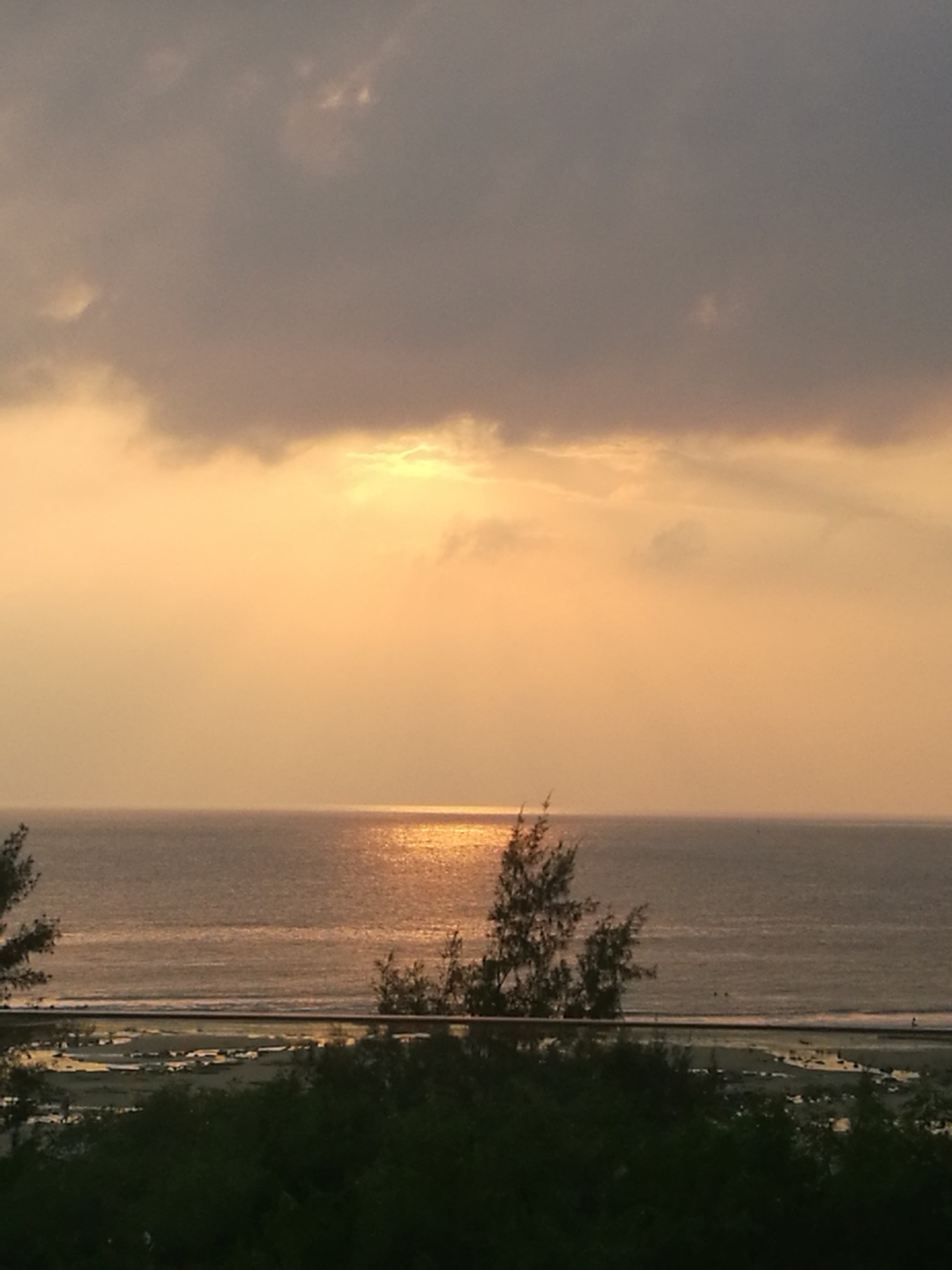 南宁北海涠洲岛六日游攻略,南宁涠洲岛德天瀑布五日游攻略