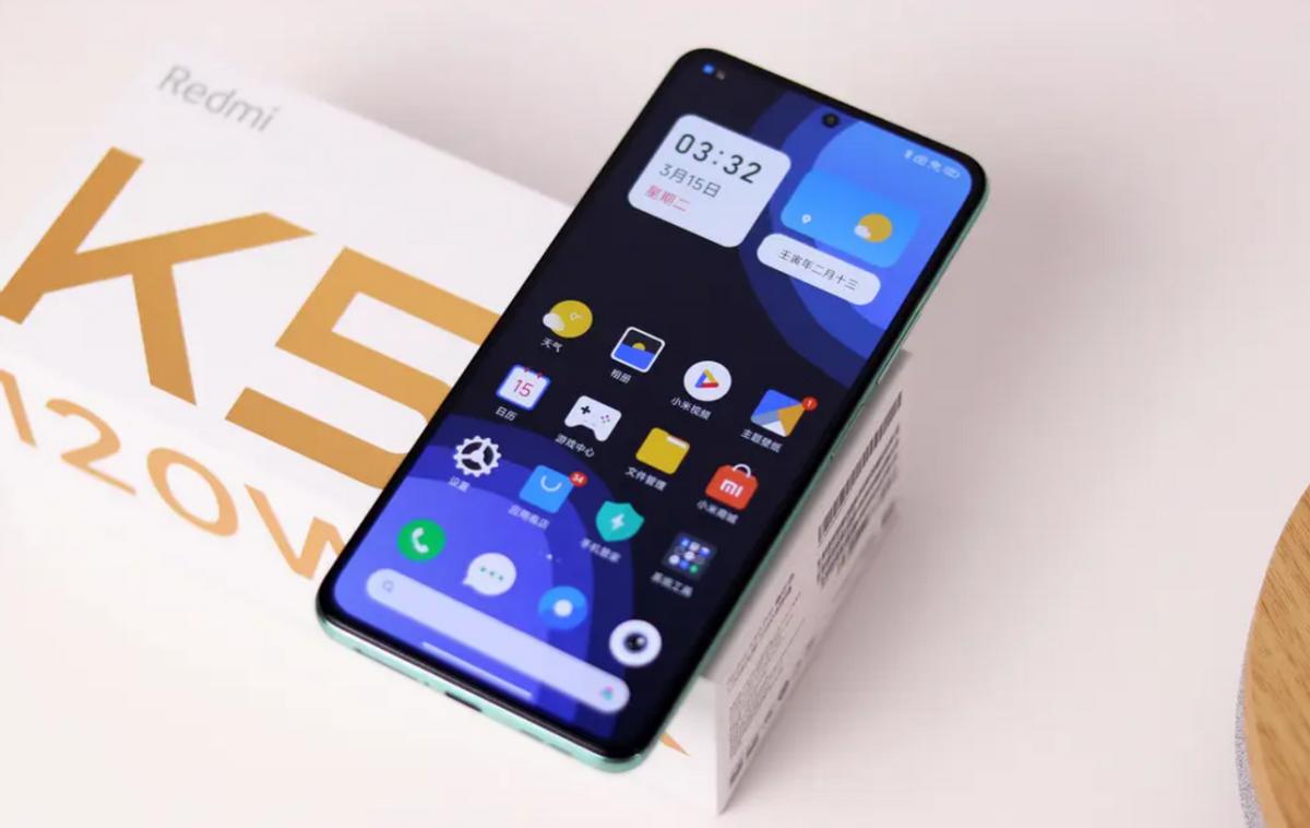 目前最值得入手的两千元机,两千元以下小米的屏下指纹手机