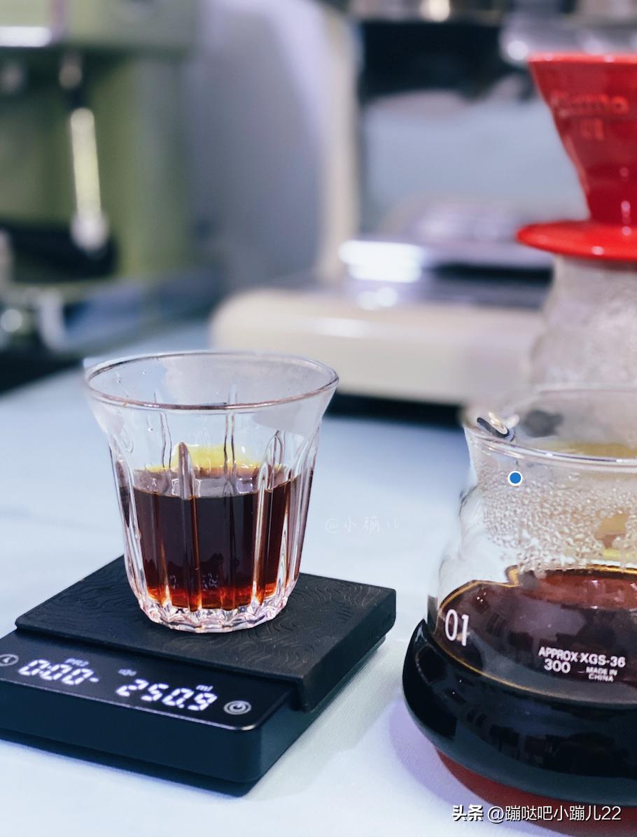 在家自制现磨咖啡最简单的教程,现磨咖啡在家怎么做才好喝呢窍门