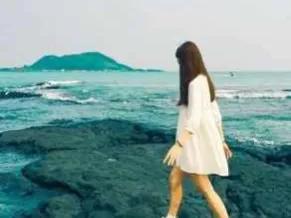 喝醉的她，一觉醒来，发现把从小玩到大的邻家哥哥给睡了