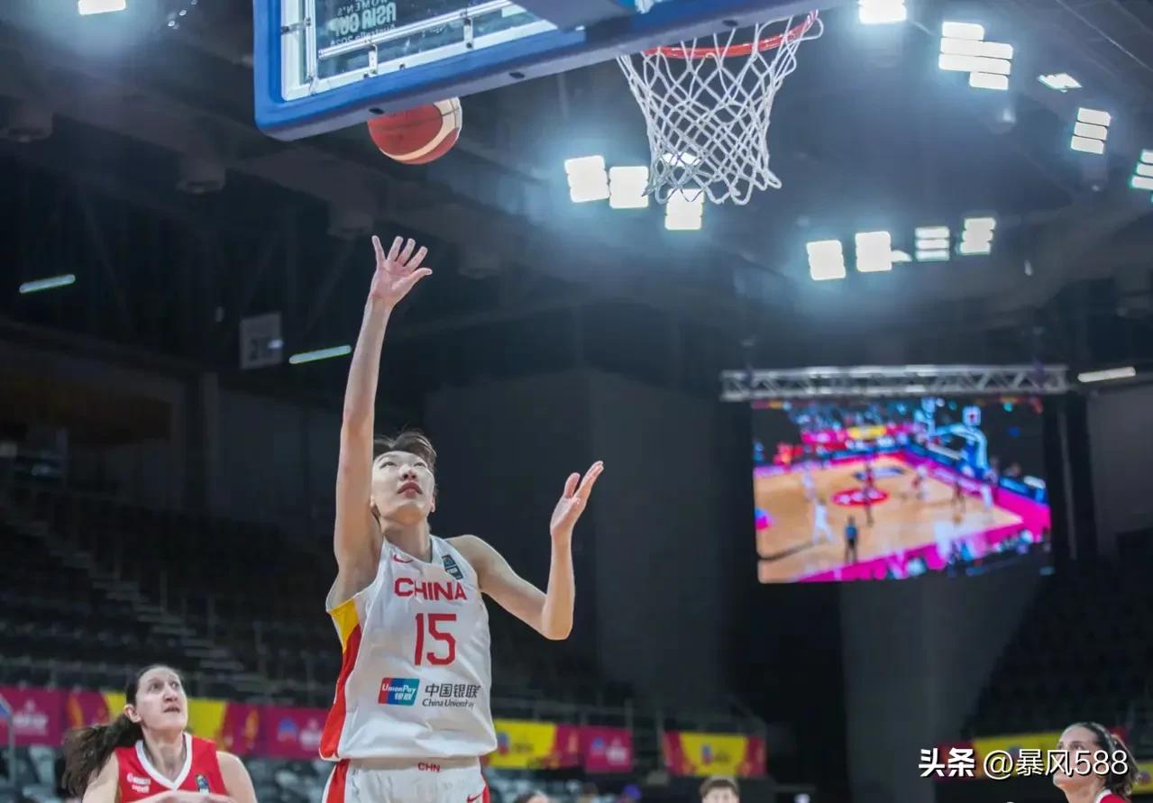 中国女篮晋级决赛庆祝视频,中国女篮73-71击败日本庆祝视频