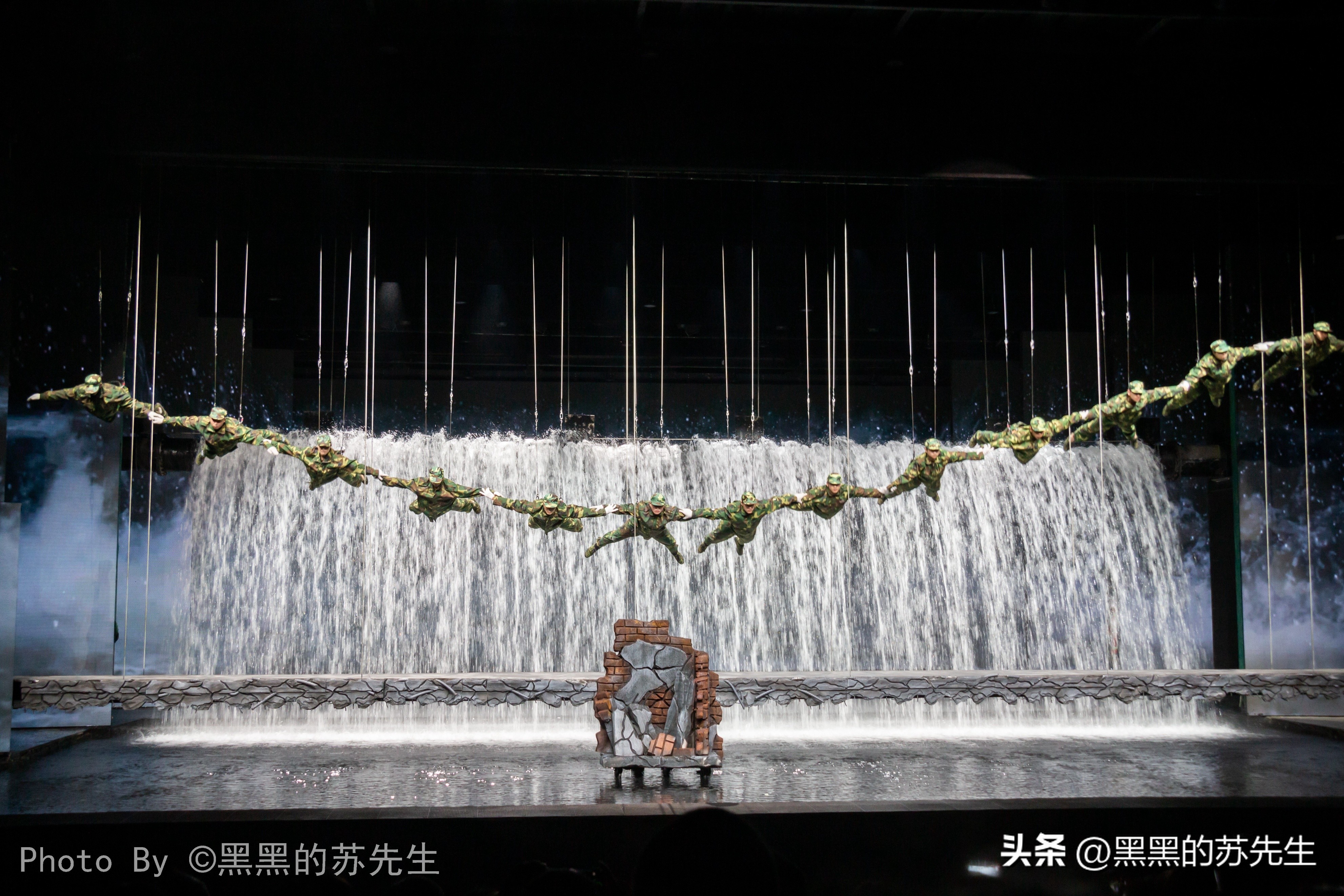 上海千古情老上海,穿越到70年代上海千古情景区