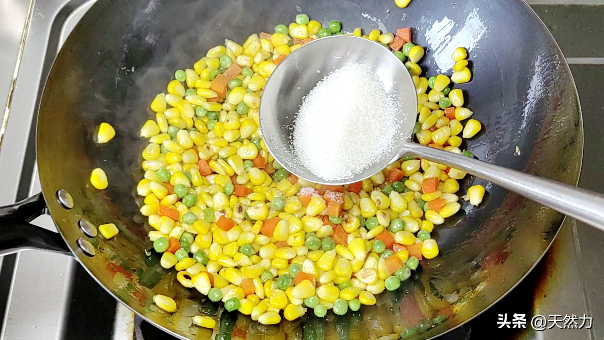 香甜玉米粒的做法小孩最爱吃,甜玉米粒家常做法儿童