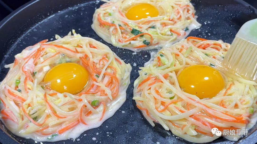 晨起空腹喝水比不吃早餐危害更大,早餐空腹适量喝水的好处