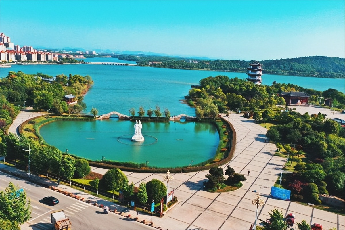 嘉鱼县和赤壁市是一个市的吗,湖北嘉鱼县是咸宁市吗