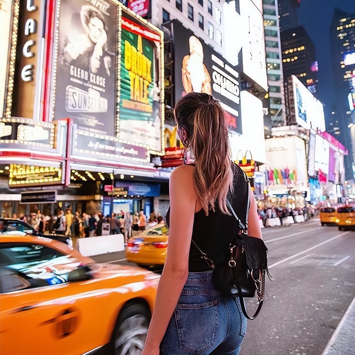 带4000人民币可以去泰国吗,一万块人民币去泰国够吗