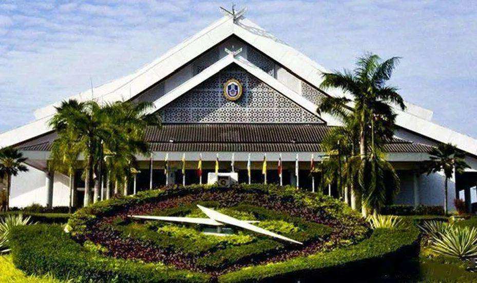 硕士留学马来西亚的大学,硕士留学马来西亚硕士好申请吗