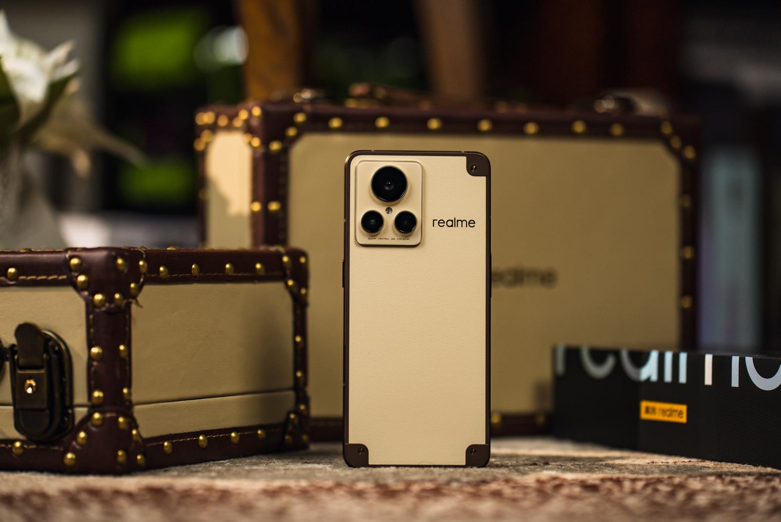 真我gt2大师探索版深度评测,realme真我gt大师探索版和真我gt2