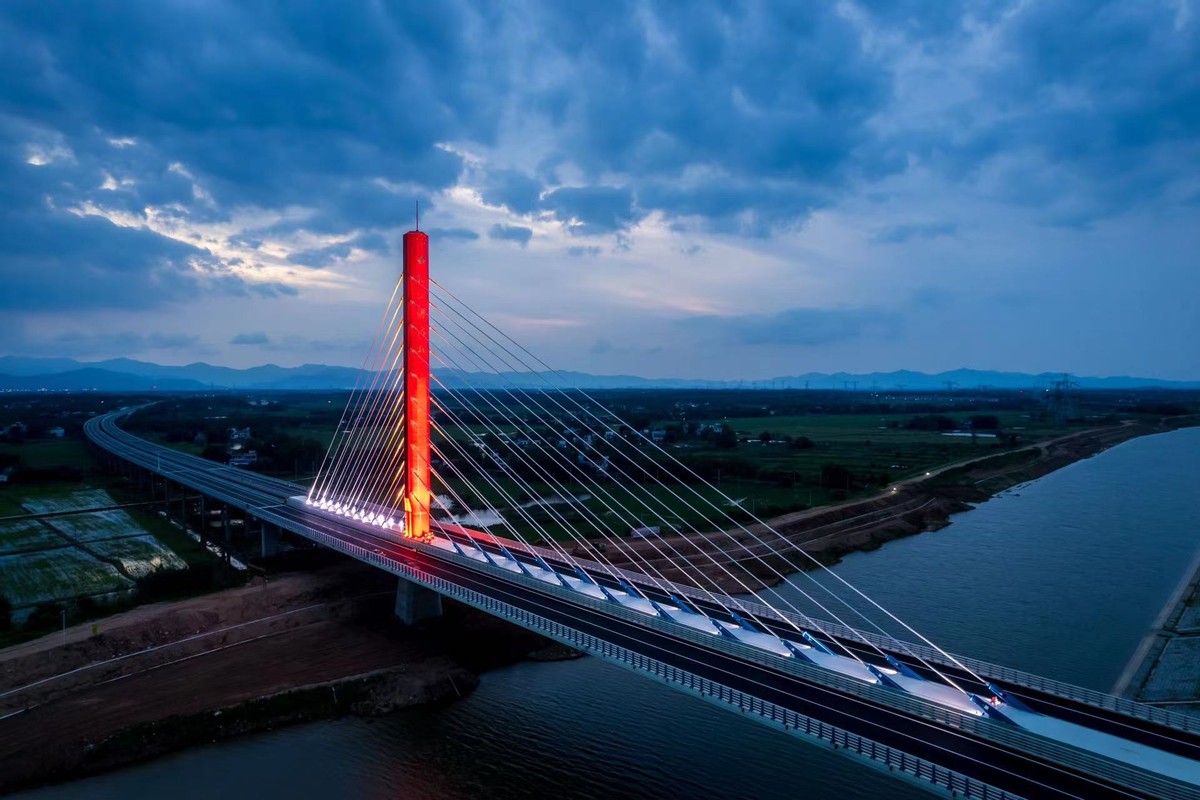 安徽交控集团战略合作协议,安徽交控集团主要业务