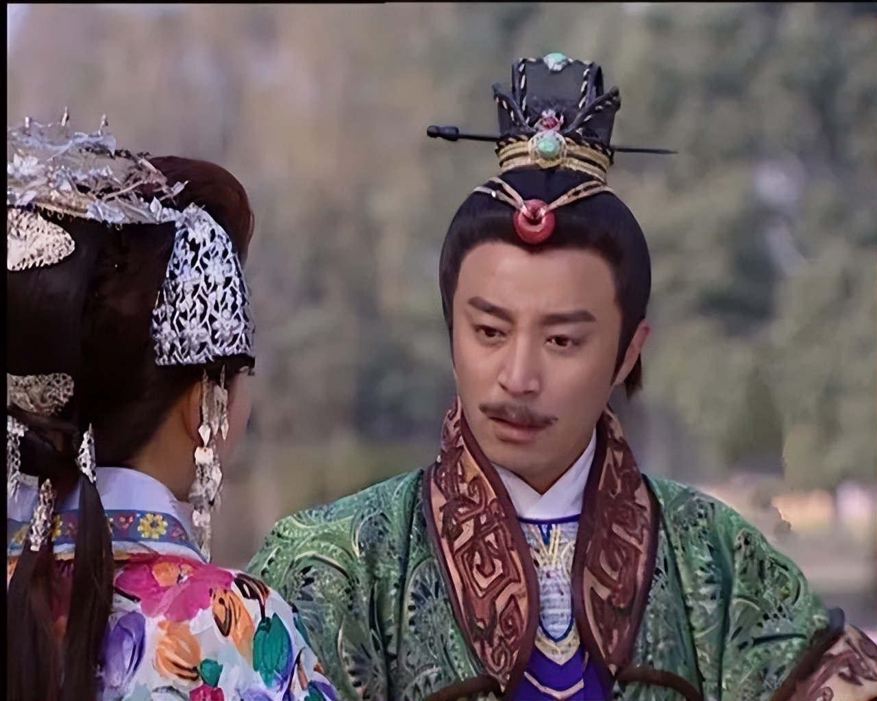 宋太祖青花瓷马桶,皇帝黄金马桶