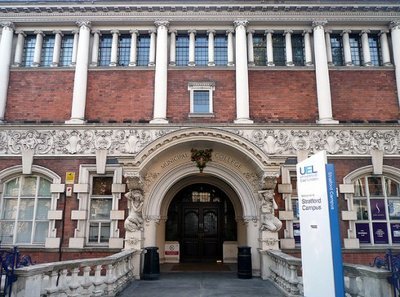 新加坡英国伦敦大学本科几年,英国东伦敦大学申请条件