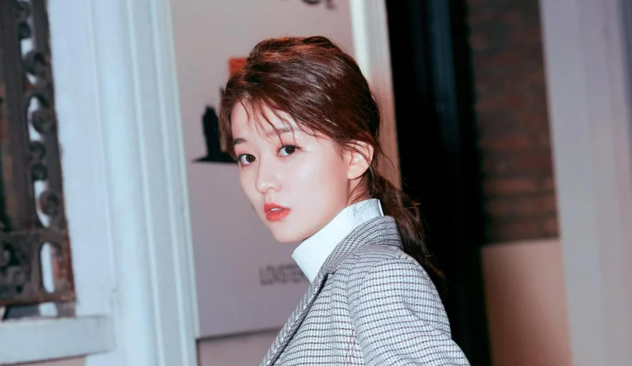 娱乐圈扁头发型,娱乐圈的扁头盘点