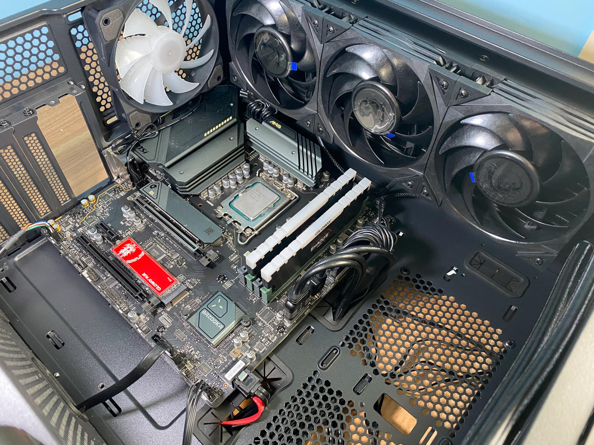 战神s360水冷评测,微星s360水冷超频测试