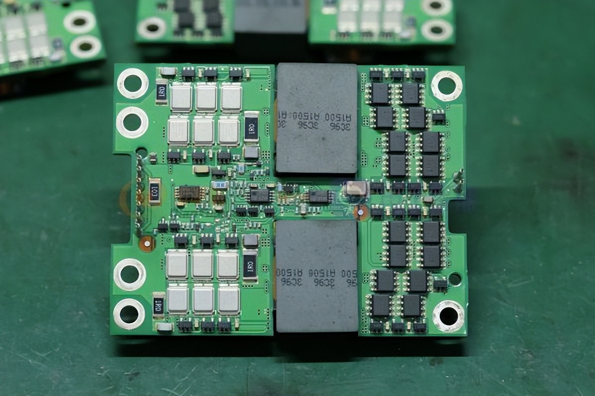 3w隔离电源拆解,1加45w散热器拆解