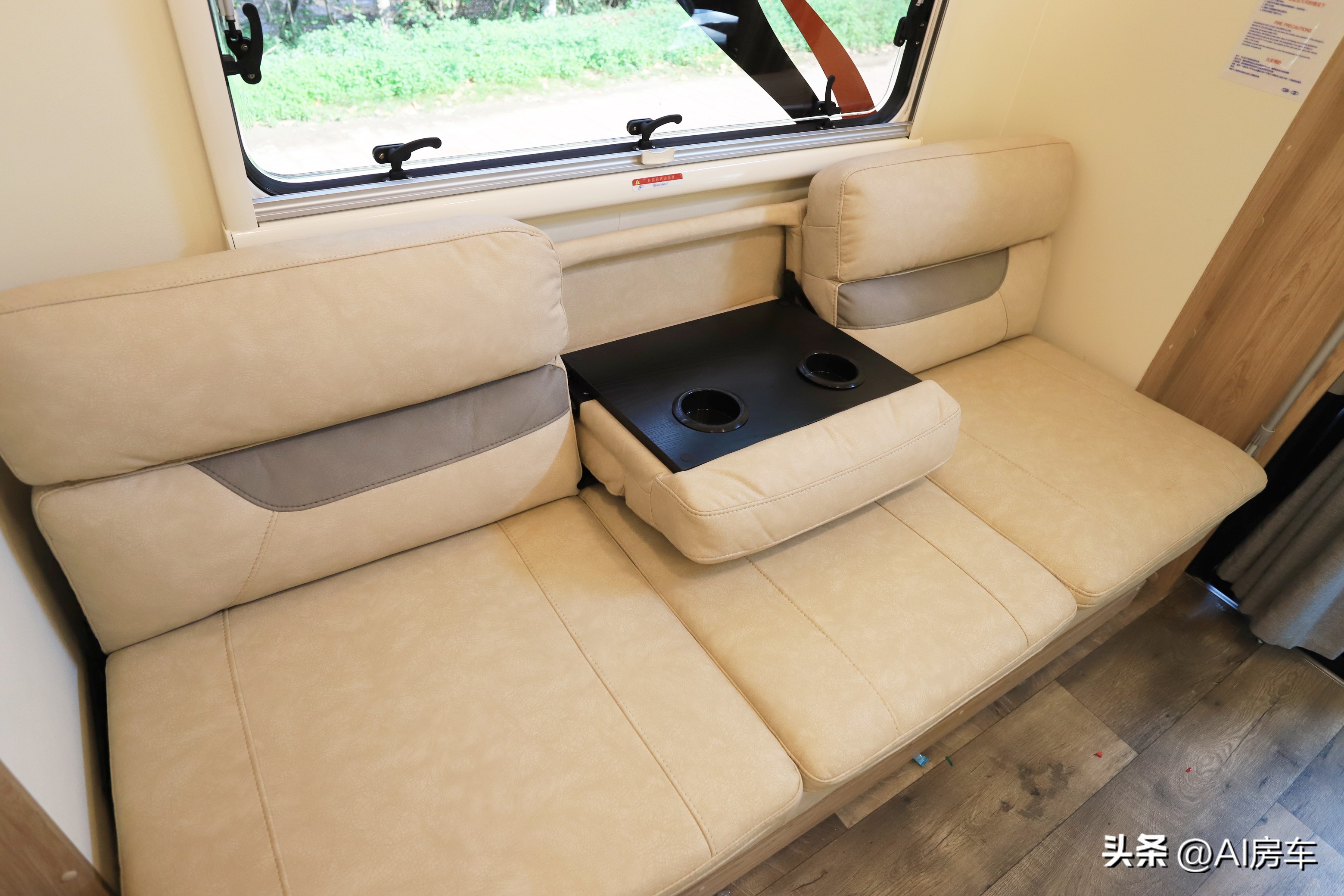 7人房车,可以满足日常通勤的七座房车