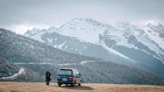 香格里拉去德钦的路好走吗,香格里拉到德钦自驾游攻略